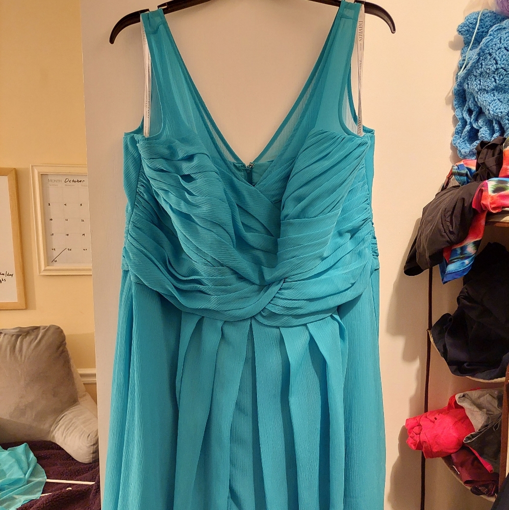David's Bridal Short Malibu Bridesmaid Dress
